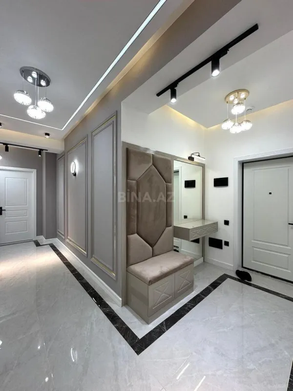 Satılır 3 otaqlı mənzil 150 m²