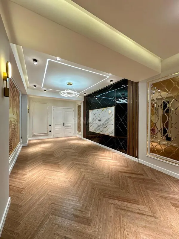 Satılır 3 otaqlı mənzil 150 m²