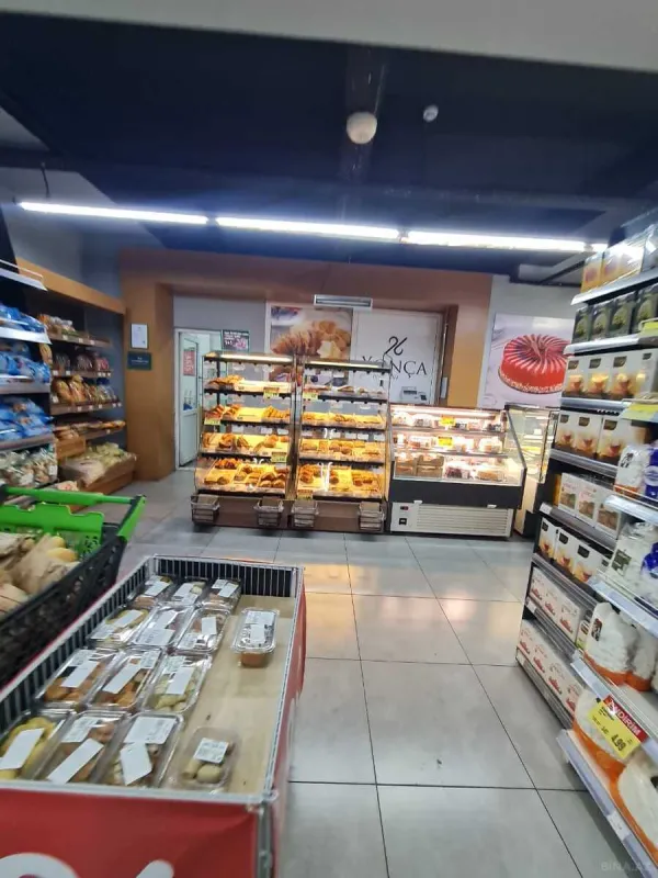 Satılır obyekt 640 m²