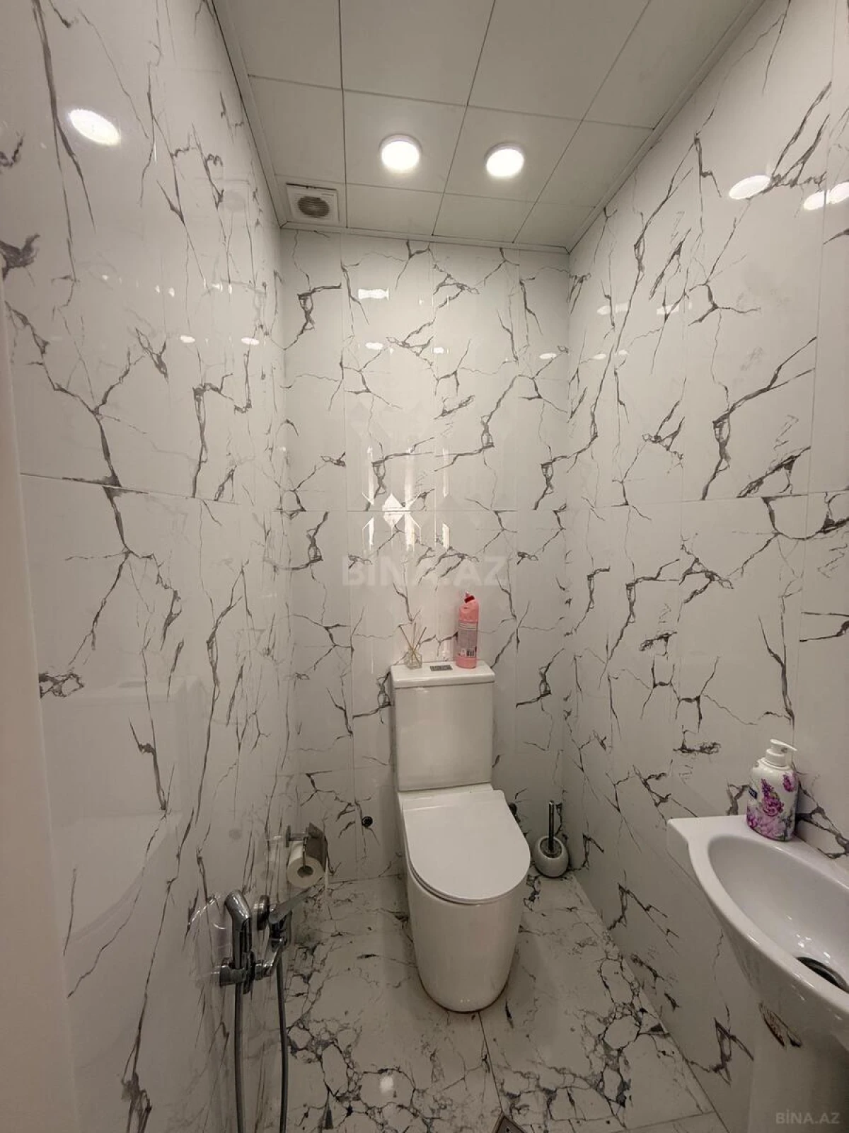Satılır 3 otaqlı mənzil 95 m²
