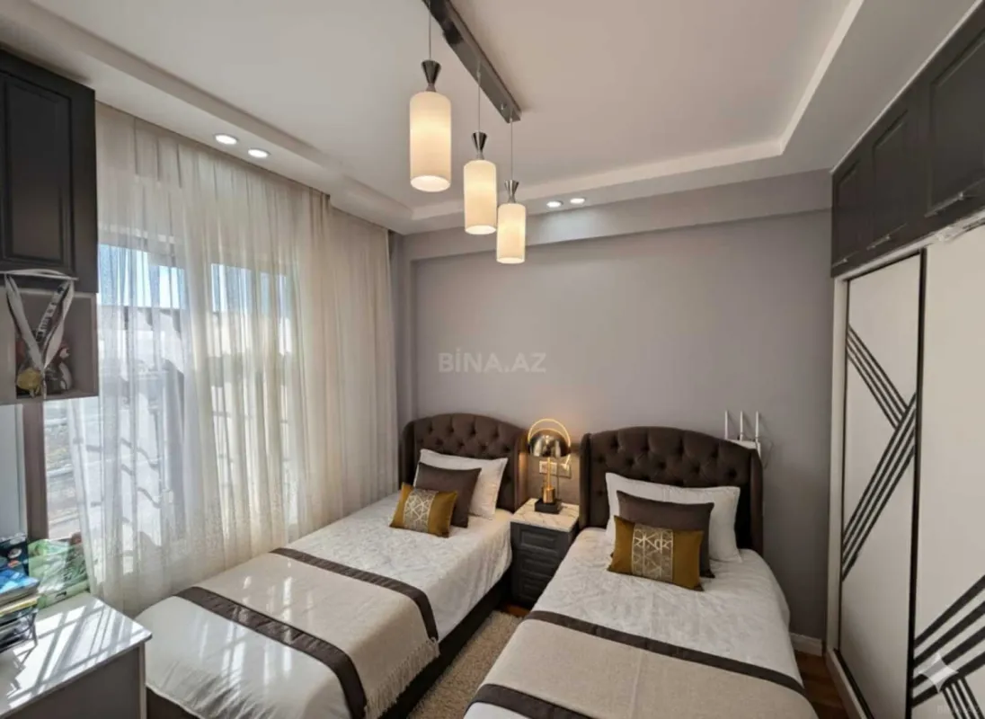 Satılır 3 otaqlı mənzil 95 m²