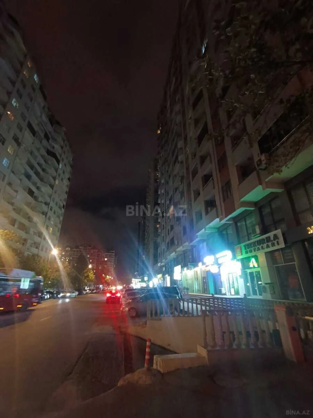 Kirayə verilir 2 otaqlı mənzil 107 m²