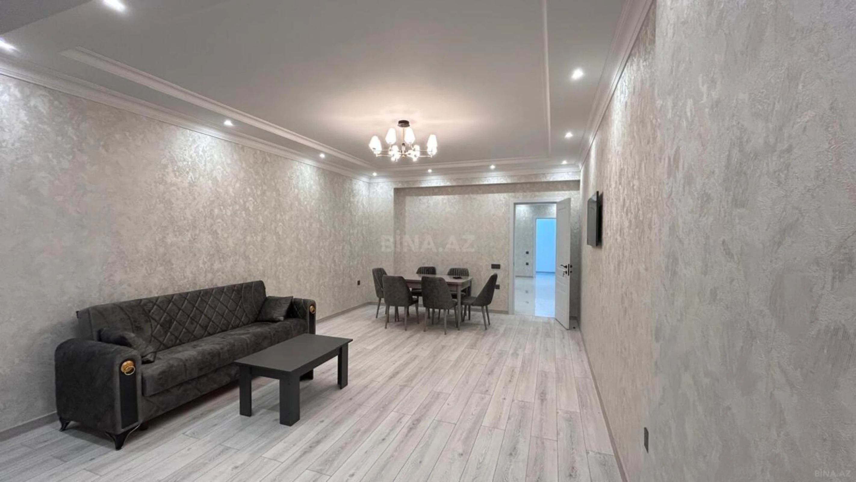 Kirayə verilir 2 otaqlı mənzil 107 m²
