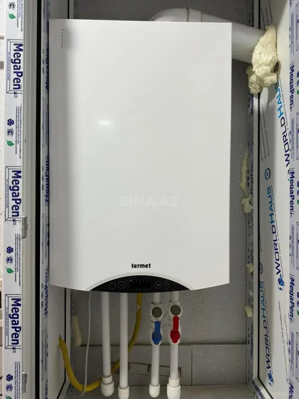 Satılır 4 otaqlı mənzil 200 m²