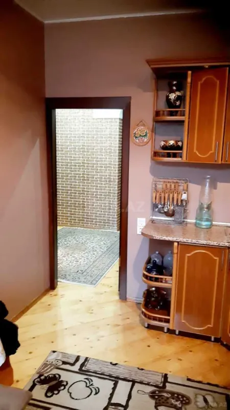 Satılır 3 otaqlı mənzil 105 m²