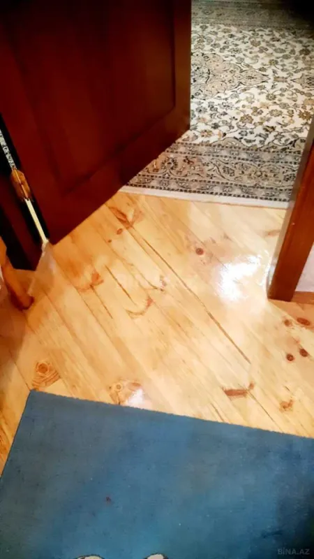 Satılır 3 otaqlı mənzil 105 m²