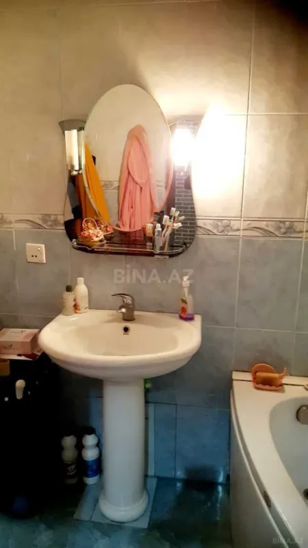 Satılır 3 otaqlı mənzil 105 m²