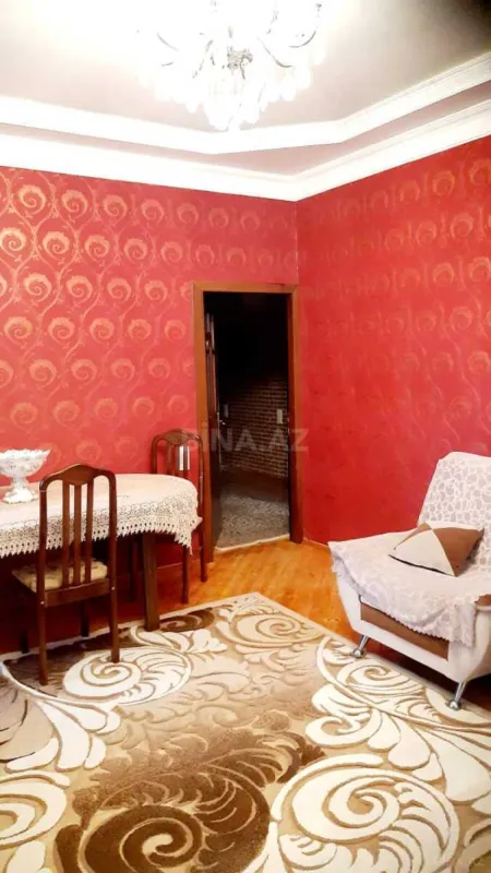 Satılır 3 otaqlı mənzil 105 m²
