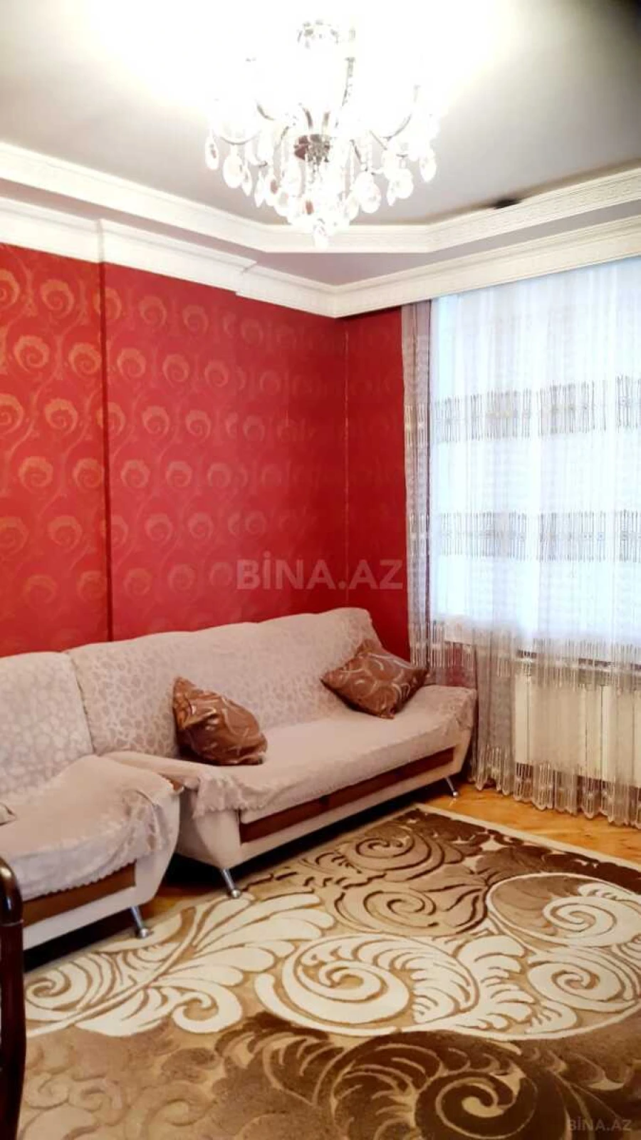 Satılır 3 otaqlı mənzil 105 m²