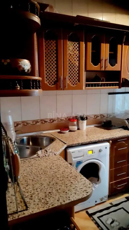 Satılır 3 otaqlı mənzil 105 m²