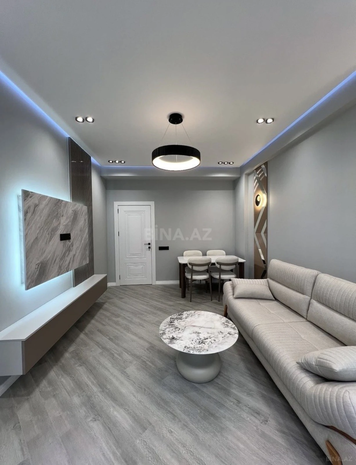 Satılır 2 otaqlı mənzil 62 m²