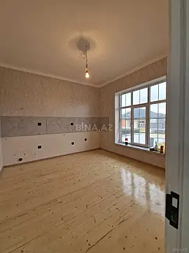 Satılır 4 otaqlı həyət evi 130 m²