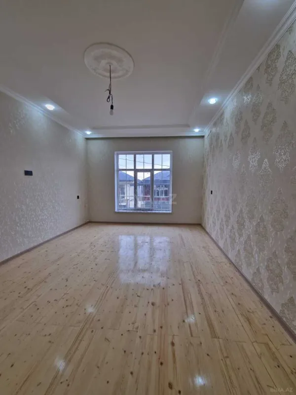 Satılır 4 otaqlı həyət evi 130 m²