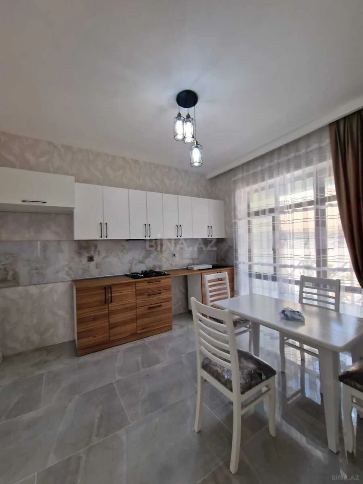 Satılır 4 otaqlı həyət evi 128 m²