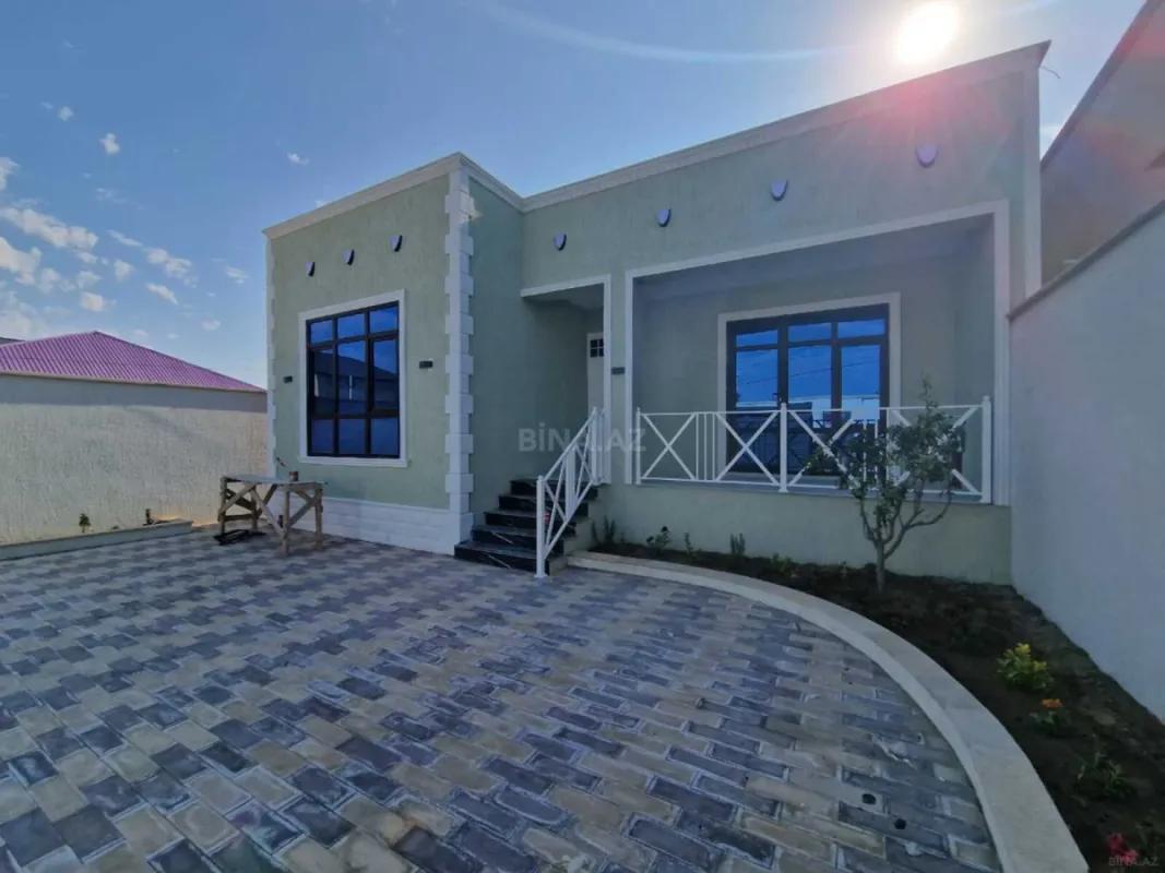 Satılır 4 otaqlı həyət evi 128 m²