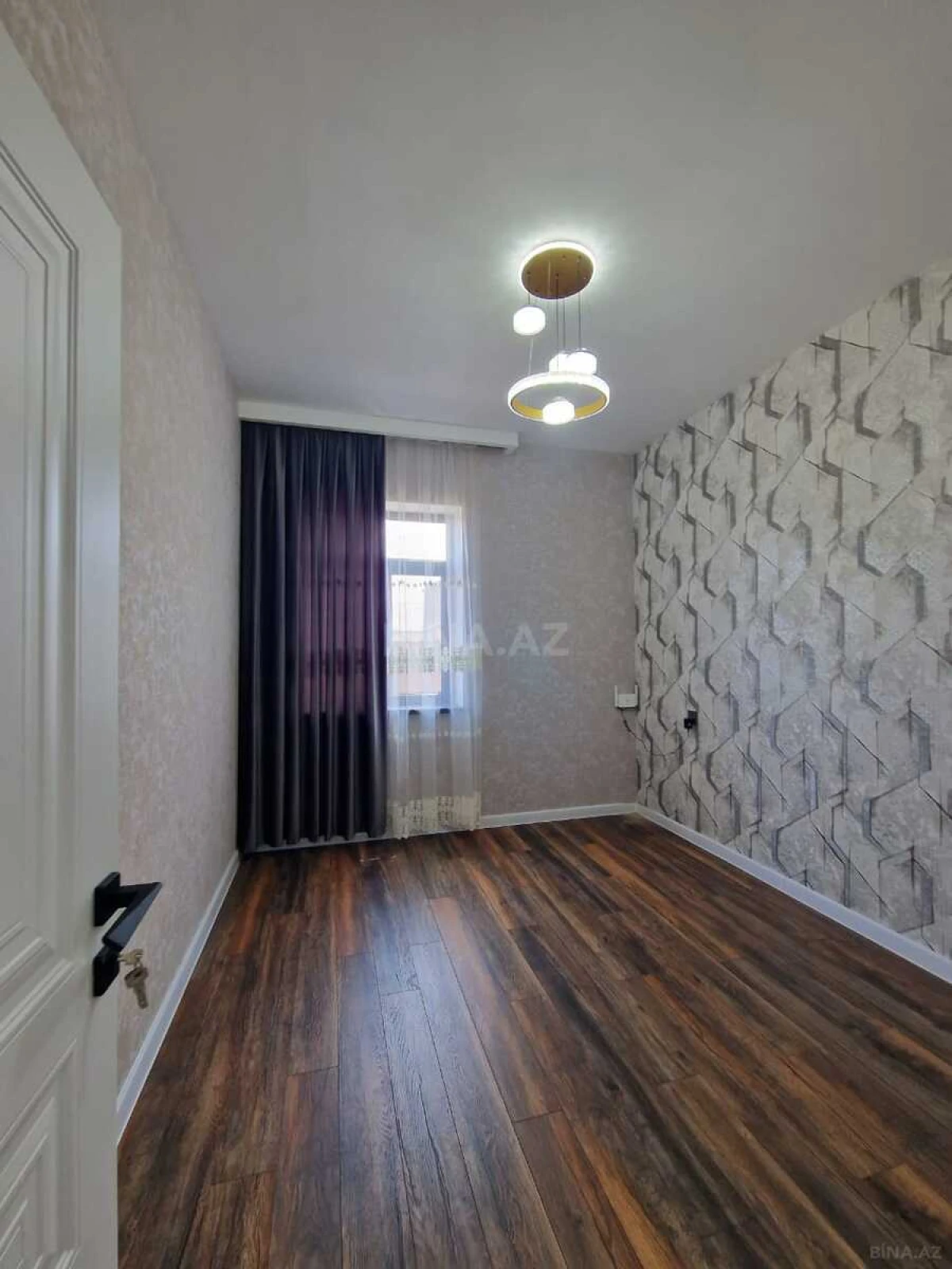 Satılır 4 otaqlı həyət evi 128 m²