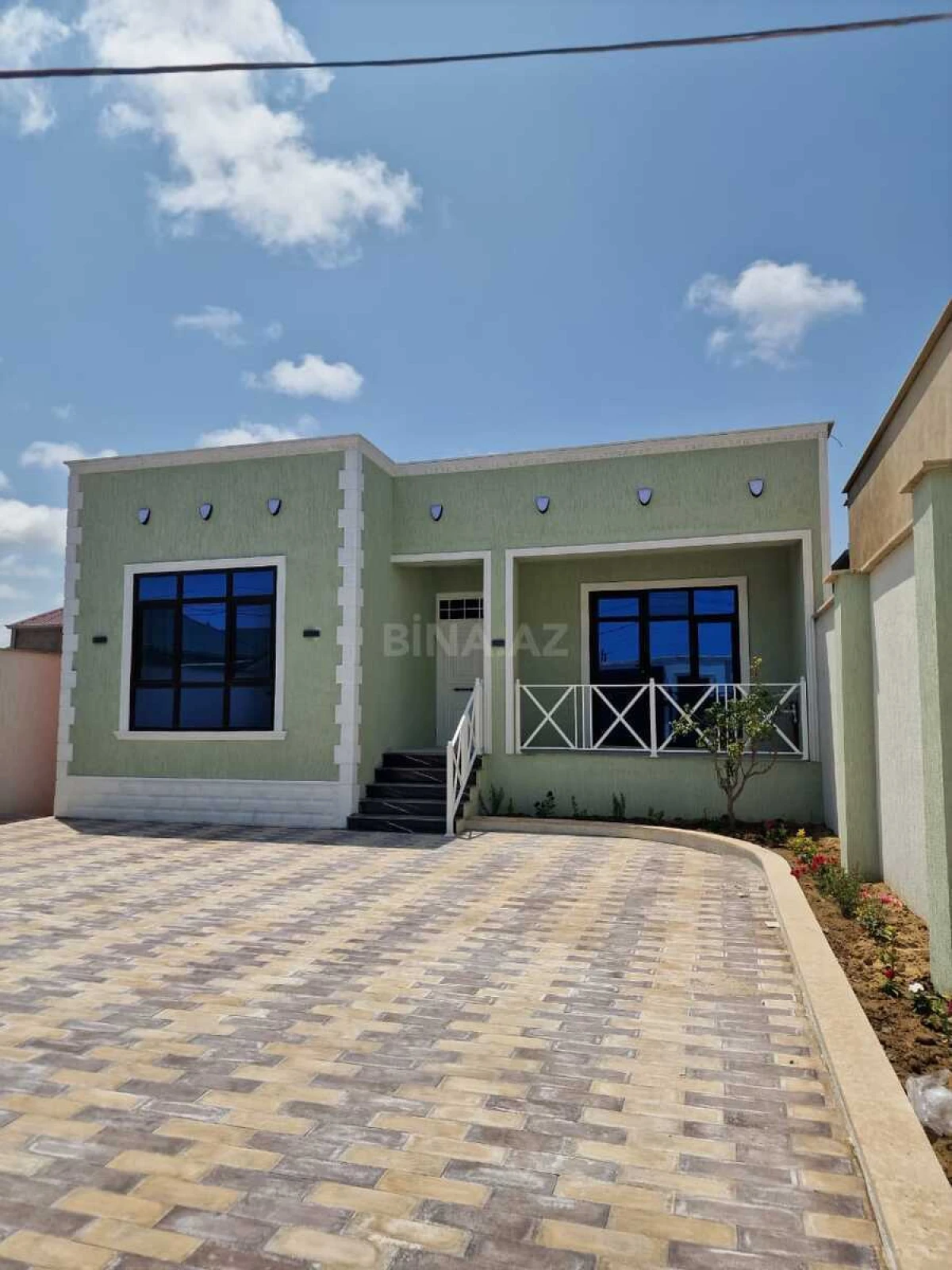 Satılır 4 otaqlı həyət evi 128 m²