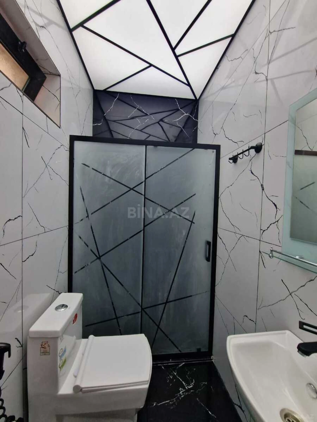 Satılır 4 otaqlı həyət evi 128 m²