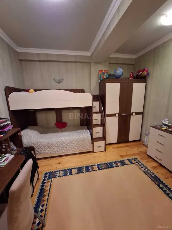 Satılır 3 otaqlı mənzil 95 m²