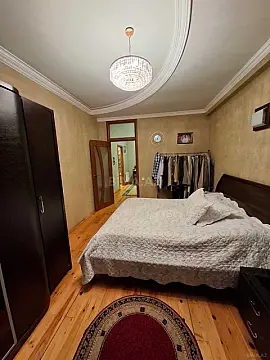 Satılır 3 otaqlı mənzil 95 m²