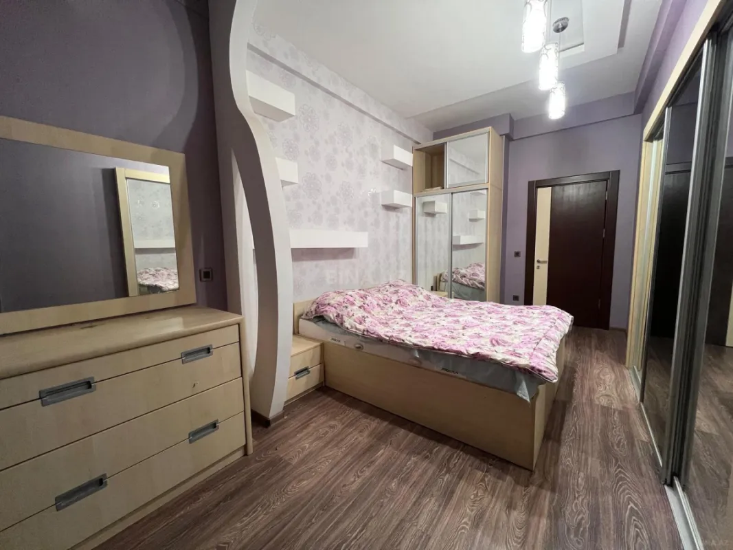 Kirayə verilir 3 otaqlı mənzil 110 m²