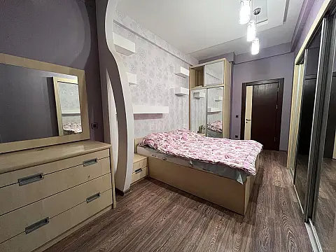 Kirayə verilir 3 otaqlı mənzil 110 m²