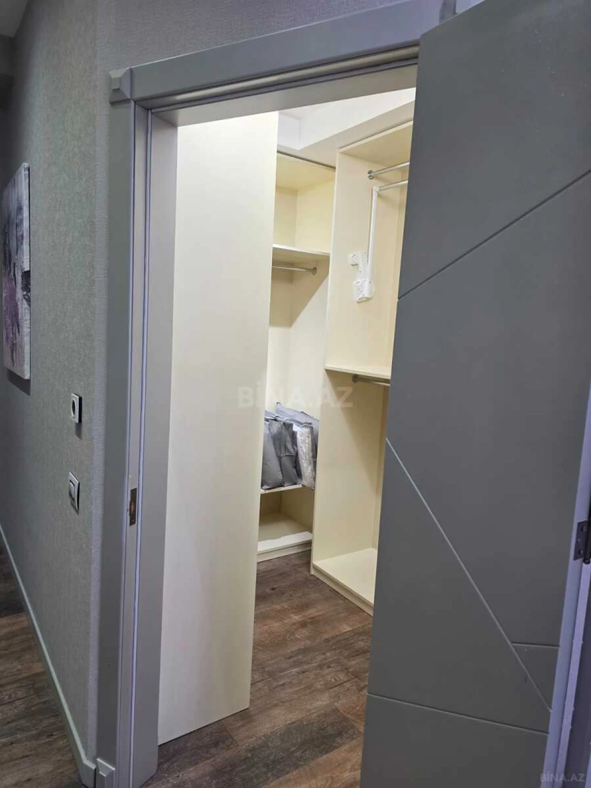 Kirayə verilir 3 otaqlı mənzil 120 m²