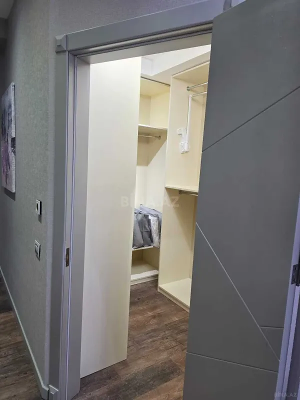 Kirayə verilir 3 otaqlı mənzil 120 m²