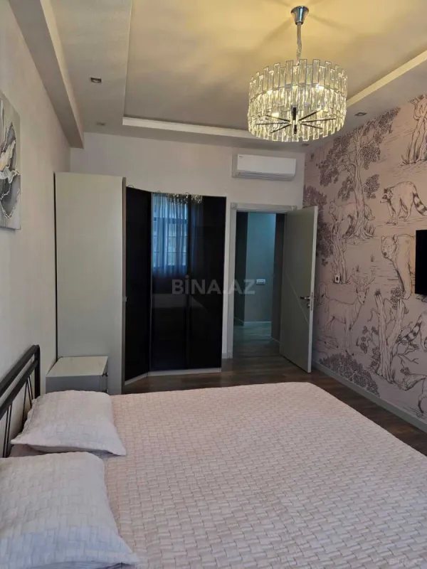 Kirayə verilir 3 otaqlı mənzil 120 m²
