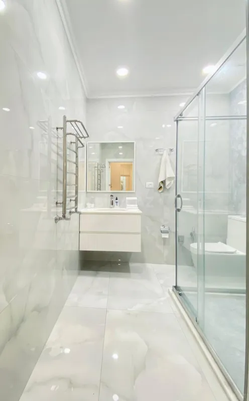 Satılır 3 otaqlı mənzil 143 m²