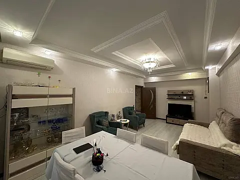Satılır 3 otaqlı mənzil 135 m²