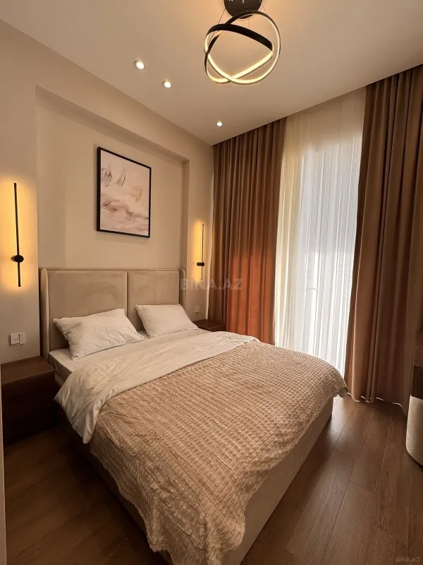 Satılır 2 otaqlı mənzil 71.5 m²