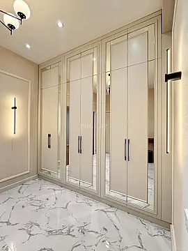 Satılır 2 otaqlı mənzil 71.5 m²