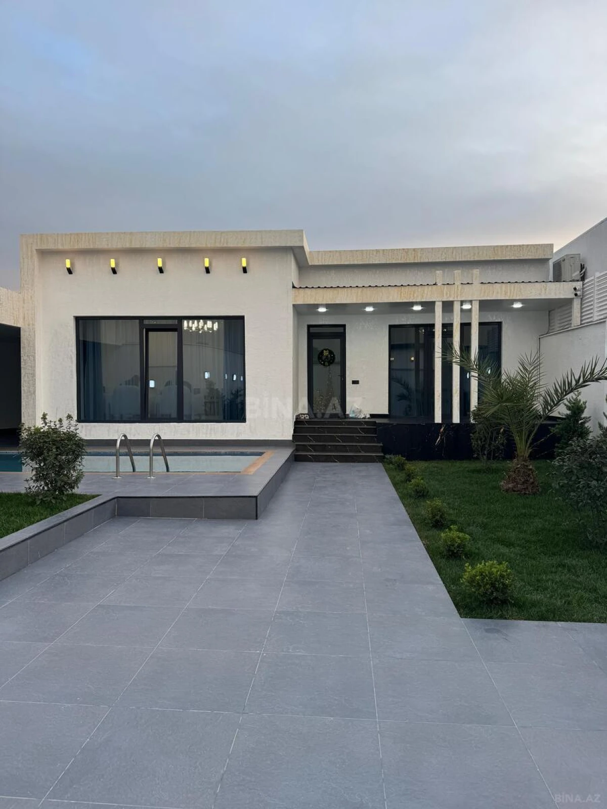 Satılır 4 otaqlı həyət evi 150 m²