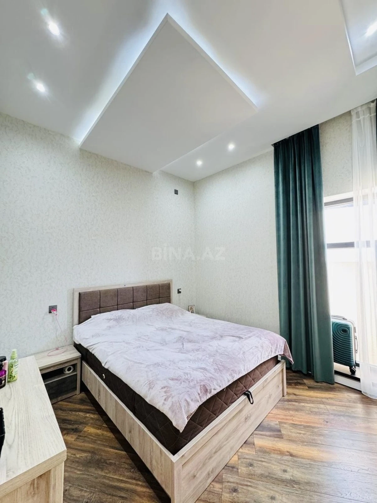 Satılır 4 otaqlı həyət evi 130 m²