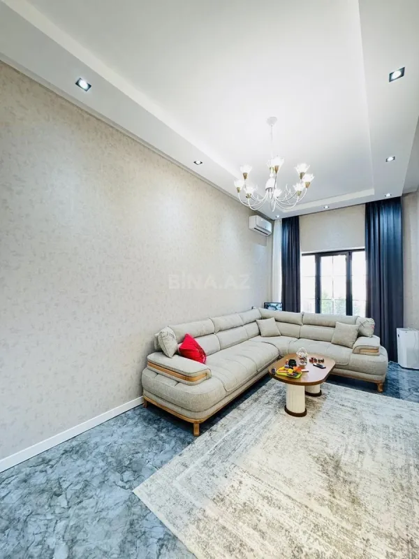 Satılır 4 otaqlı həyət evi 130 m²