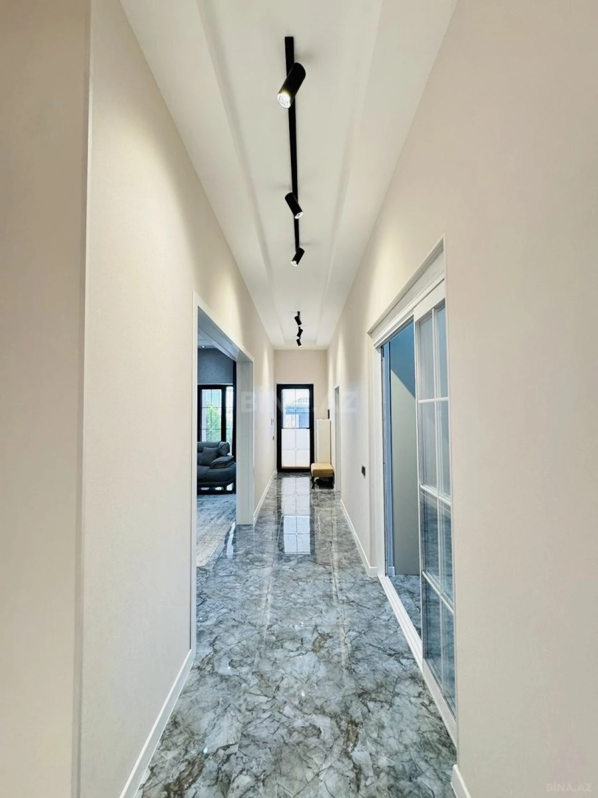 Satılır 4 otaqlı həyət evi 130 m²