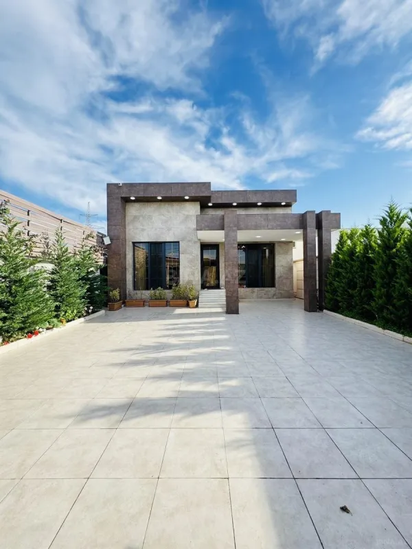 Satılır 4 otaqlı həyət evi 130 m²