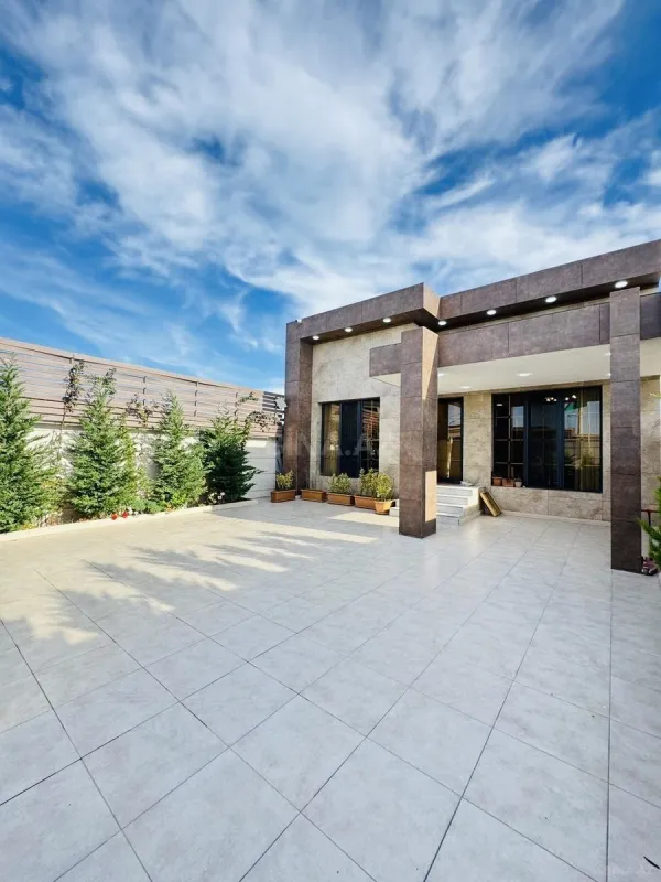 Satılır 4 otaqlı həyət evi 130 m²