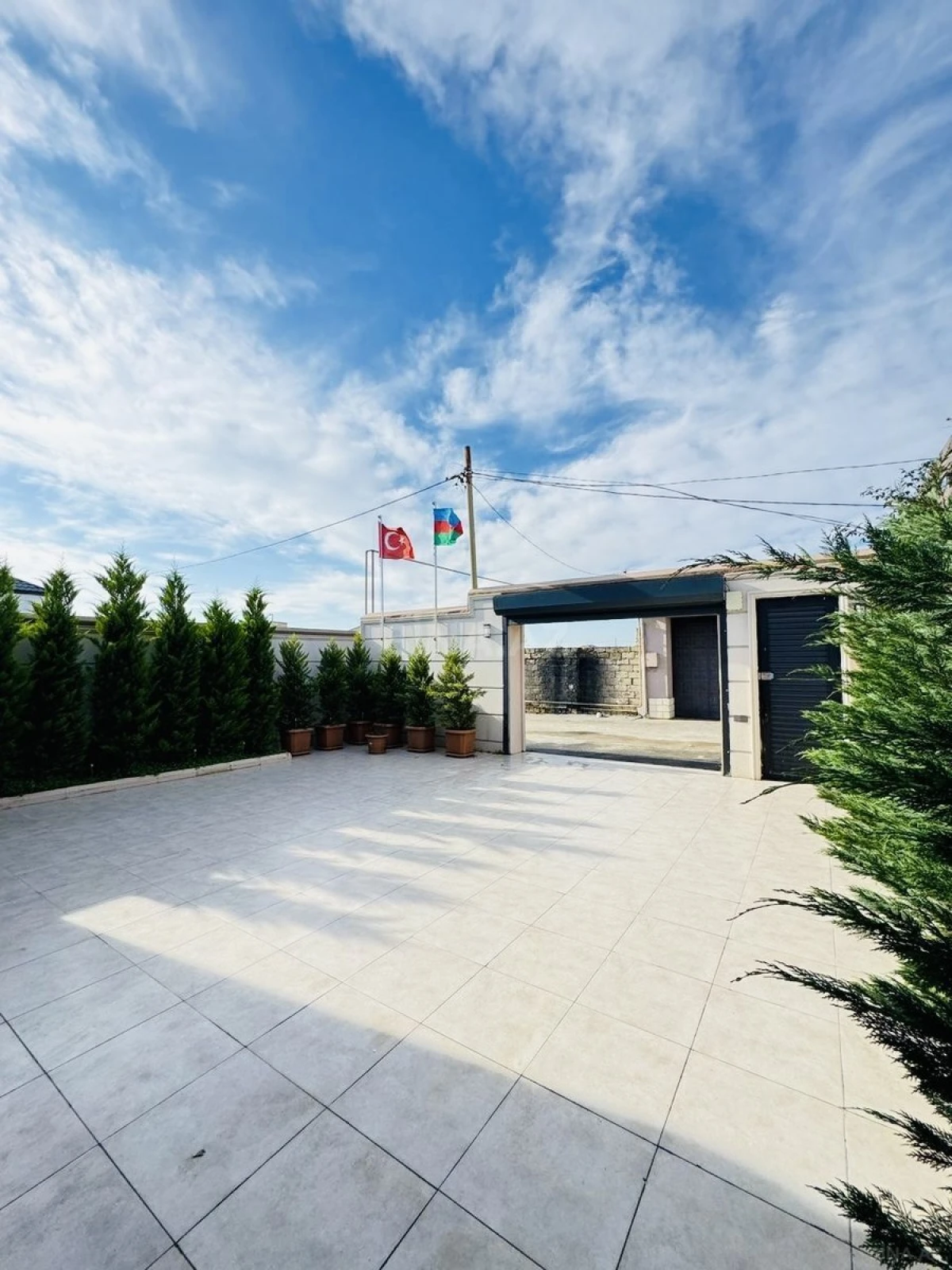 Satılır 4 otaqlı həyət evi 130 m²