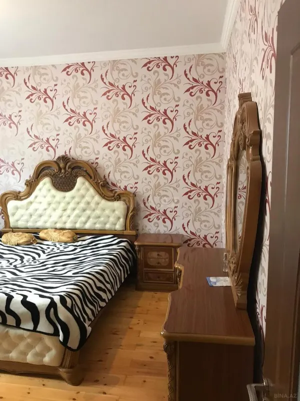 Satılır 3 otaqlı həyət evi 100 m²