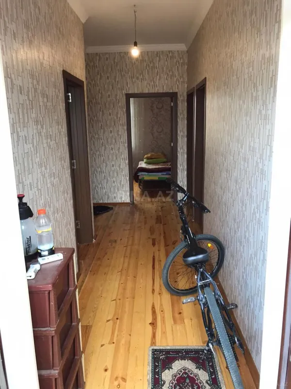 Satılır 3 otaqlı həyət evi 100 m²