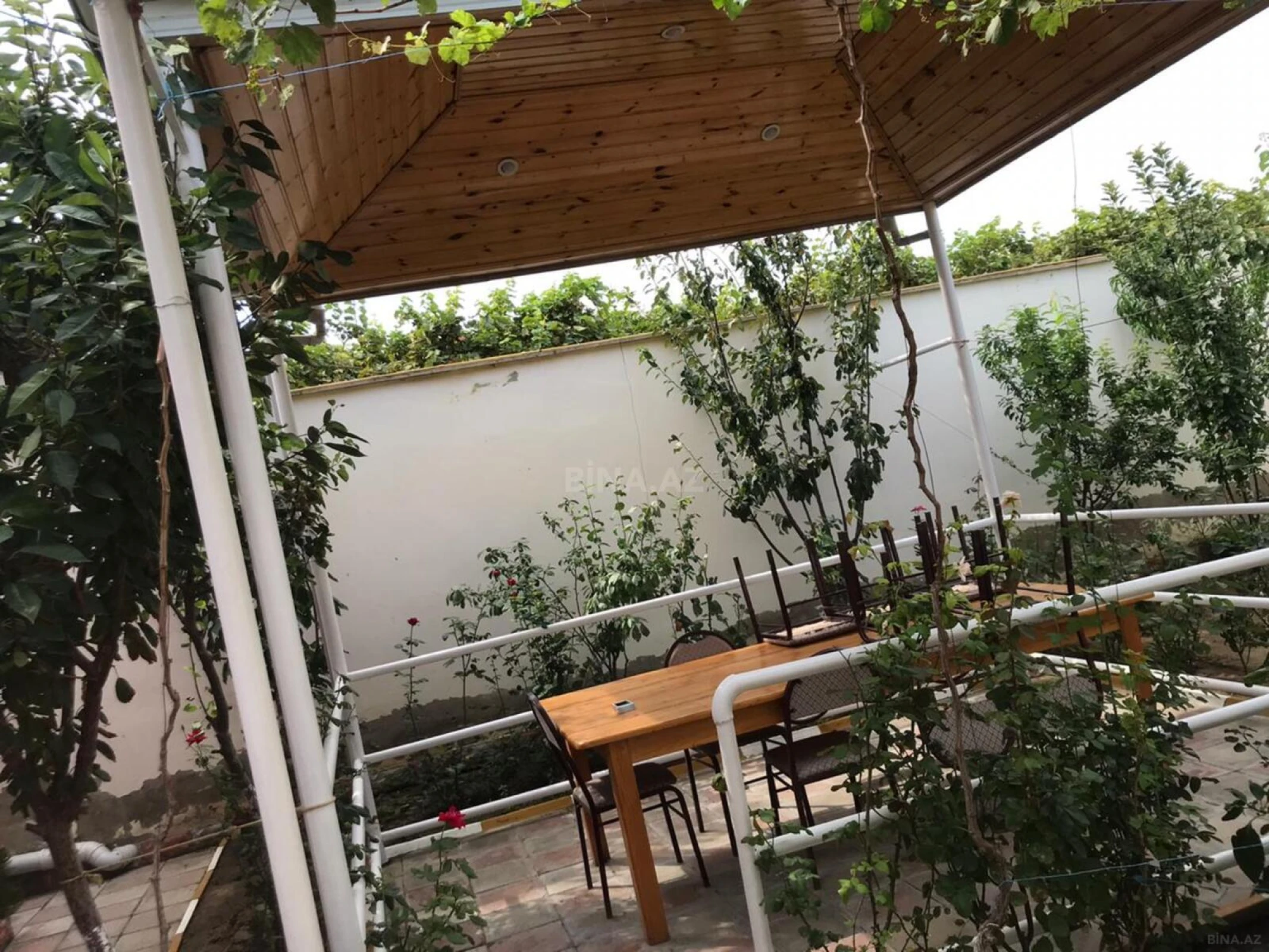 Satılır 3 otaqlı həyət evi 100 m²