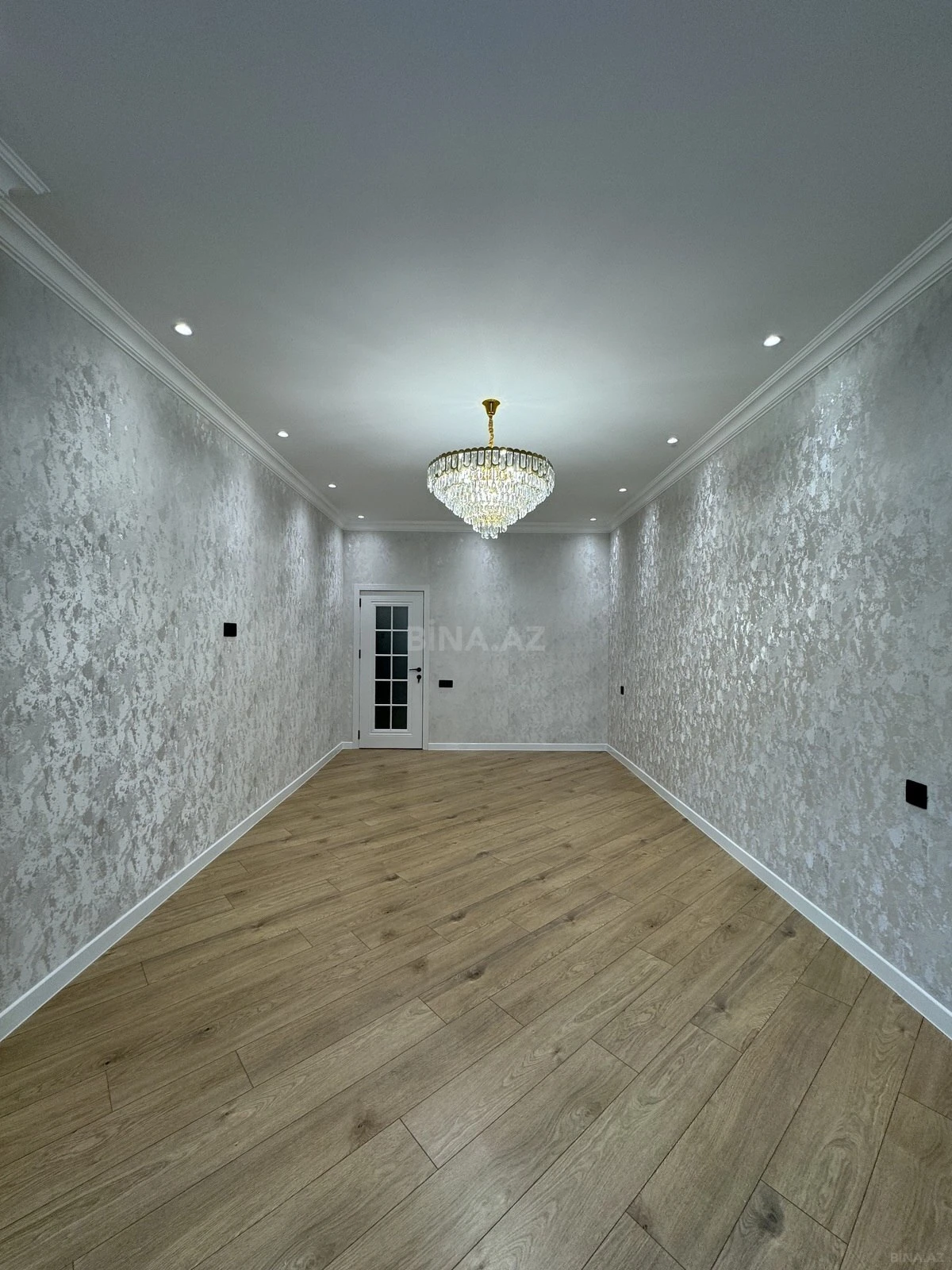 Satılır 2 otaqlı mənzil 64 m²