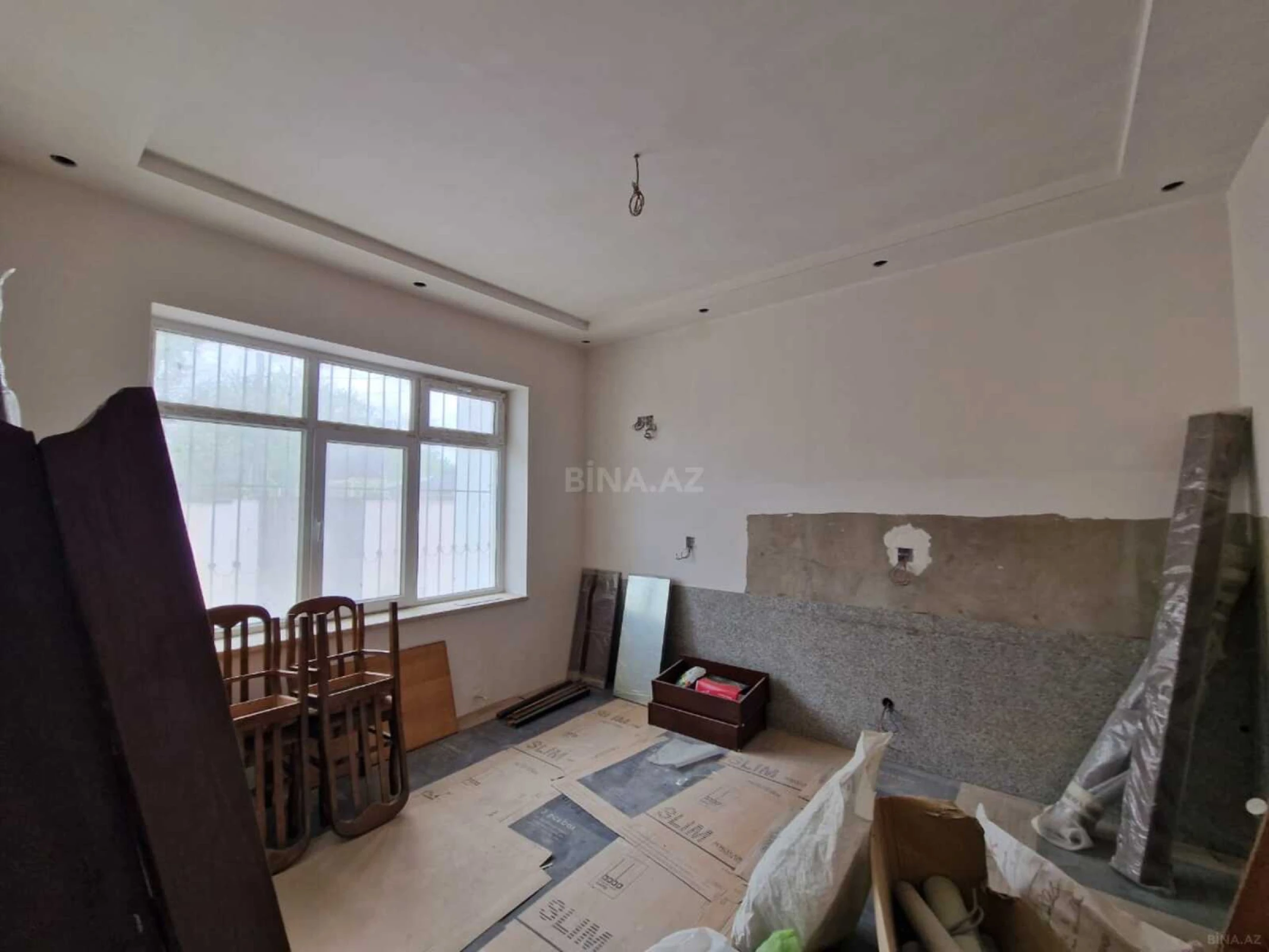 Satılır 4 otaqlı həyət evi 140 m²