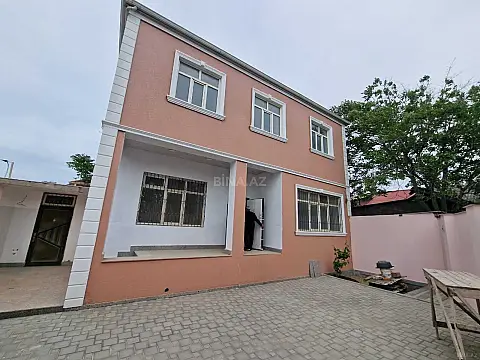 Satılır 4 otaqlı həyət evi 140 m²