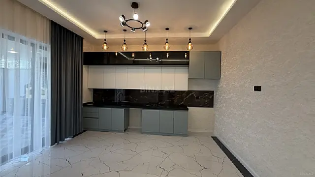 Satılır 4 otaqlı həyət evi 140 m²