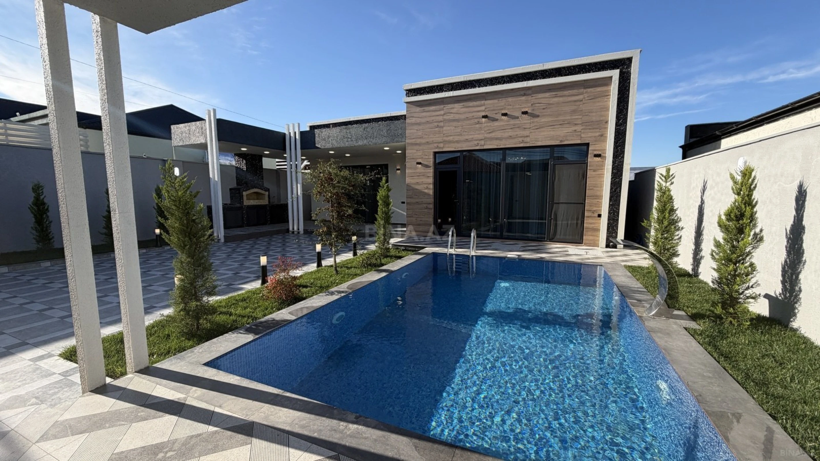 Satılır 4 otaqlı həyət evi 140 m²