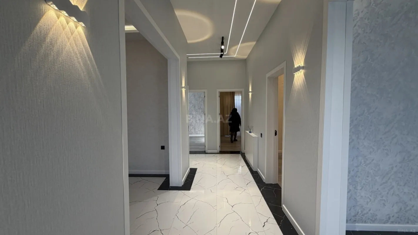 Satılır 4 otaqlı həyət evi 140 m²