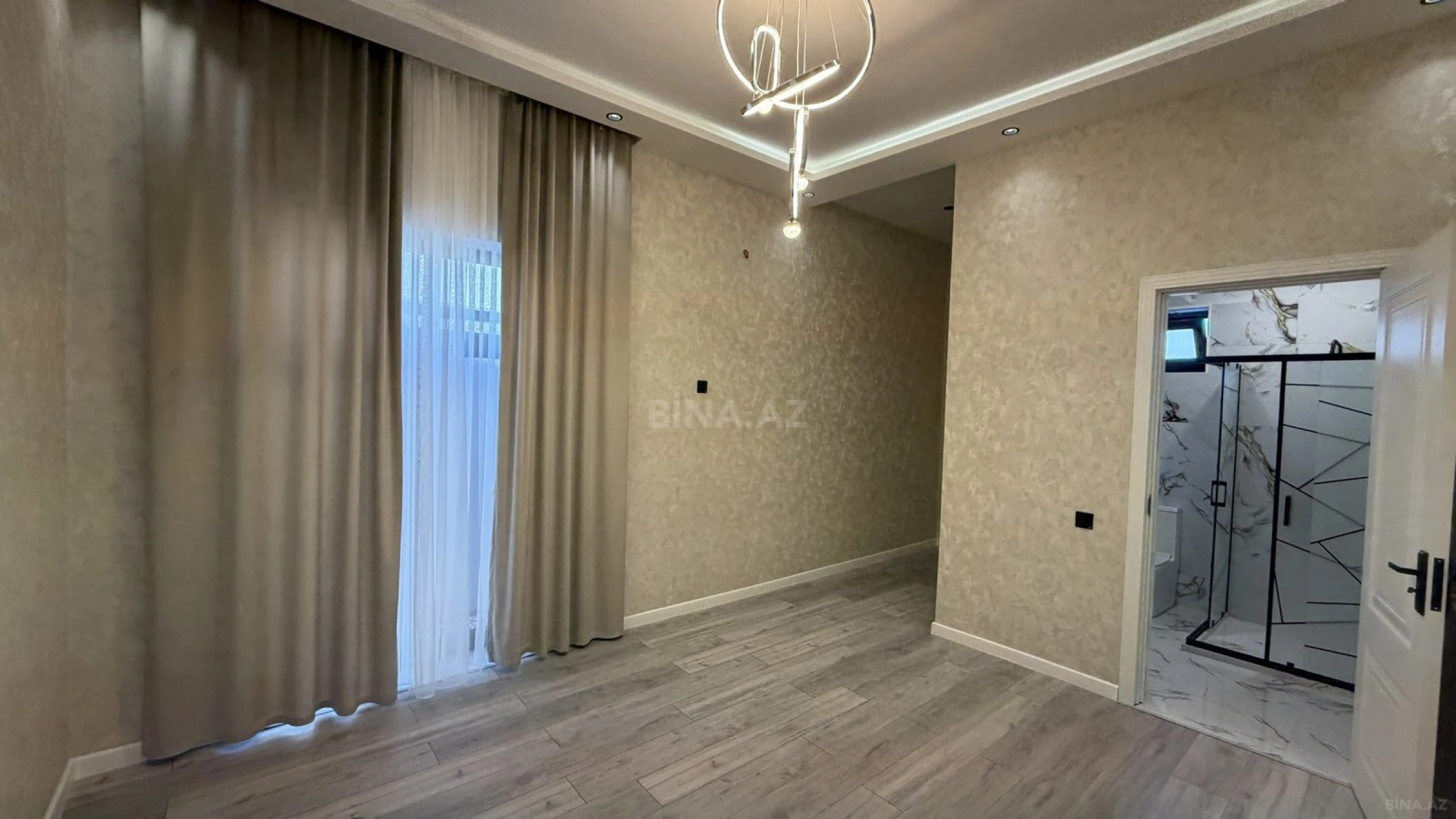 Satılır 4 otaqlı həyət evi 140 m²